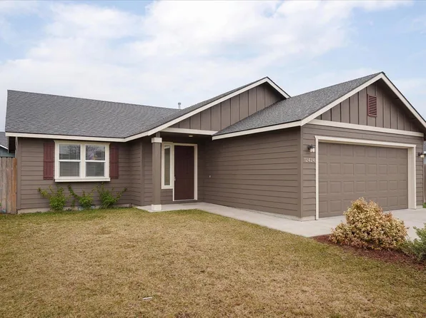 12424 W 2nd Ave, Airway Heights, WA 99001