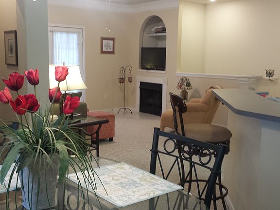 4th image of 2252 Beach Dr APT 504