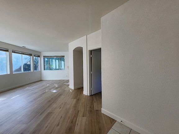 3rd image of 9134 W Laguna Way