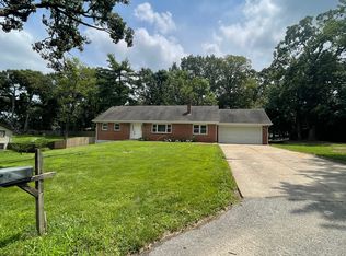 2 Lejer Ln, Saint Peters, MO