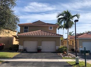 2155 NW 184th Way, Pembroke Pines, FL 33029