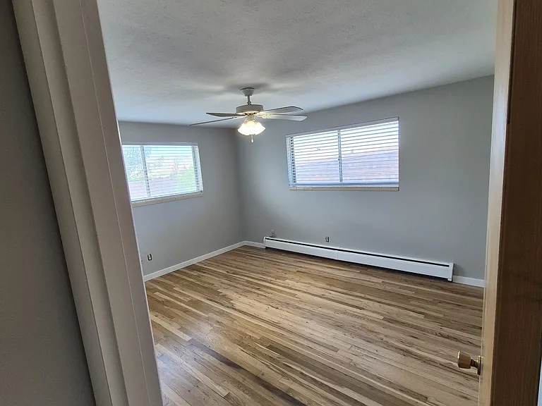 1318 Virginia St — Photo 11