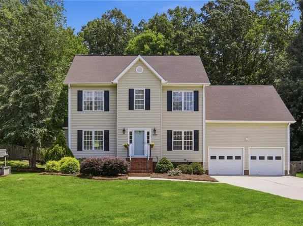 3955 Firestone Rd, Kernersville, NC 27284