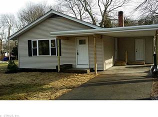 18 Shore Rd, Waterford, CT 06385