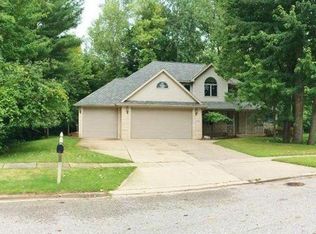 3809 Westview Dr, Midland, MI 48642