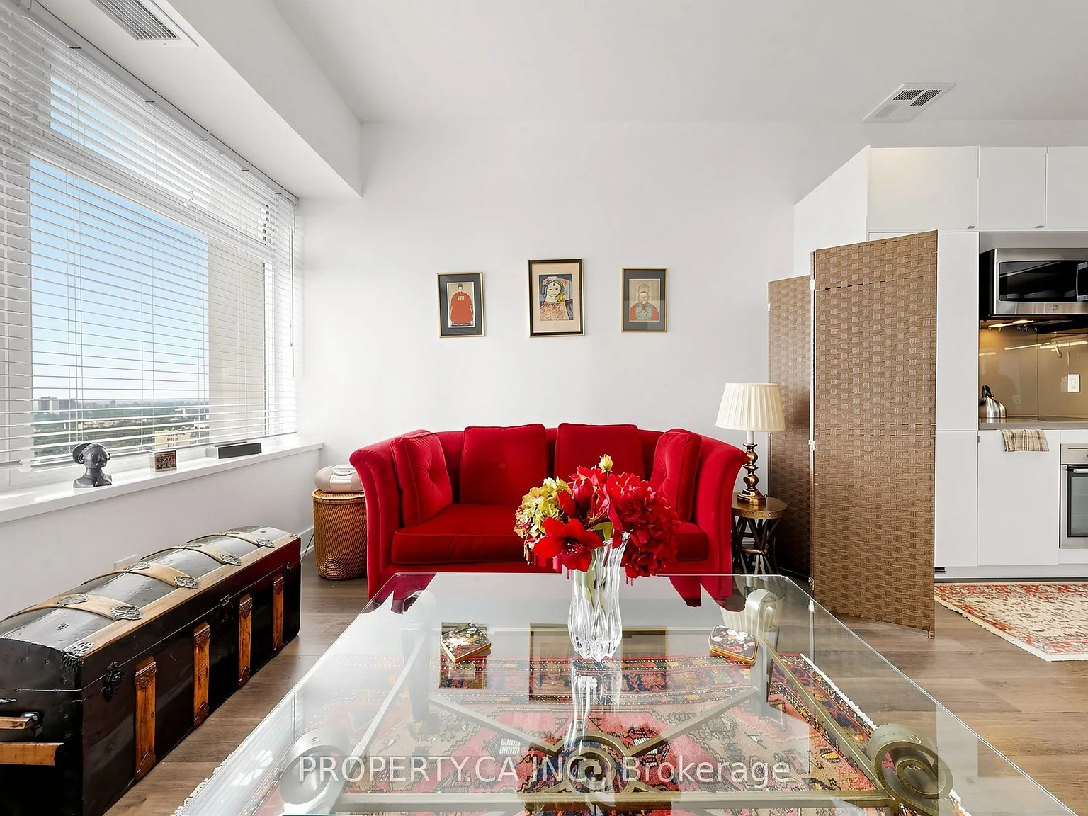 2 bed, $3,200 — Photo 3