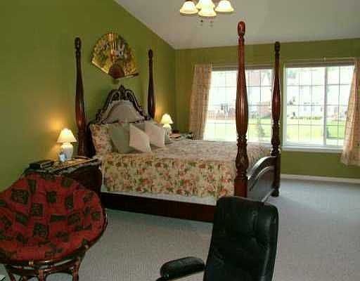 5th image of 8825 Tamarack Ln