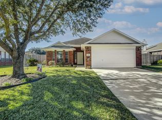 1873 Redwood Ln, Dayton, TX 77535