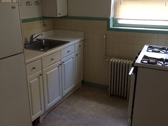 4th image of 3025 Clifton Ave