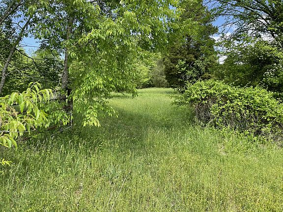 5th image of Anderson Bend Rd