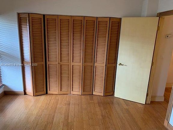 4th image of 6025 Bayview Dr #6025
