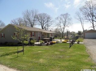 1975 East Rd, Albion, NY 14411