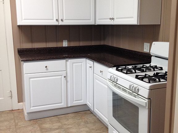 3rd image of 616 N Cedar St APT 4