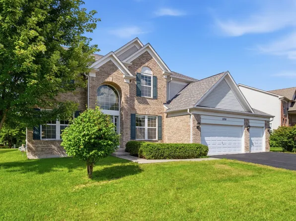 15024 W Austin Dr, Lockport, IL 60441