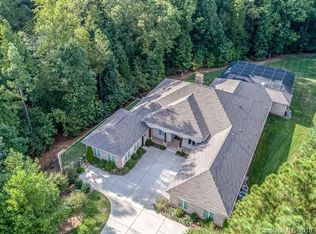 2084 Sugar Pond Ct, Fort Mill, SC 29715
