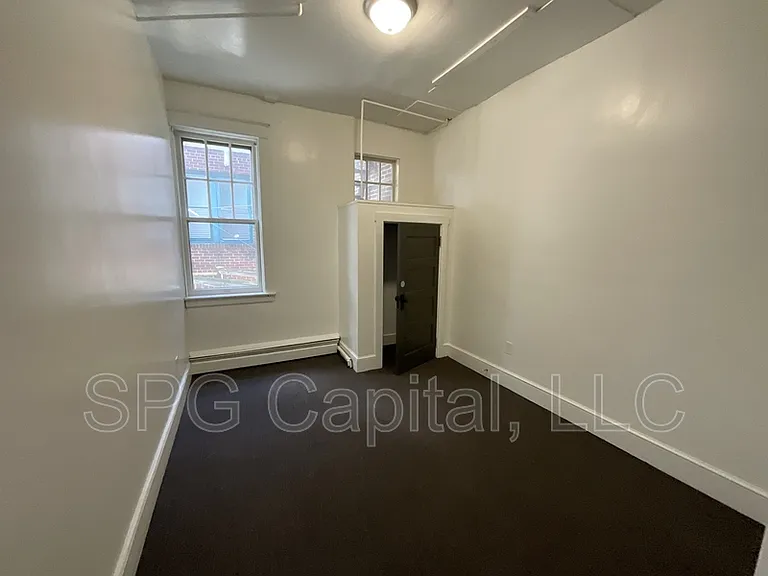 51 Chambersburg St #2 — Photo 6