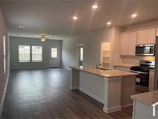 5810 Blue Grama Dr — Photo 3