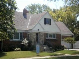 210 E Oneida Ave, Elmhurst, IL 60126