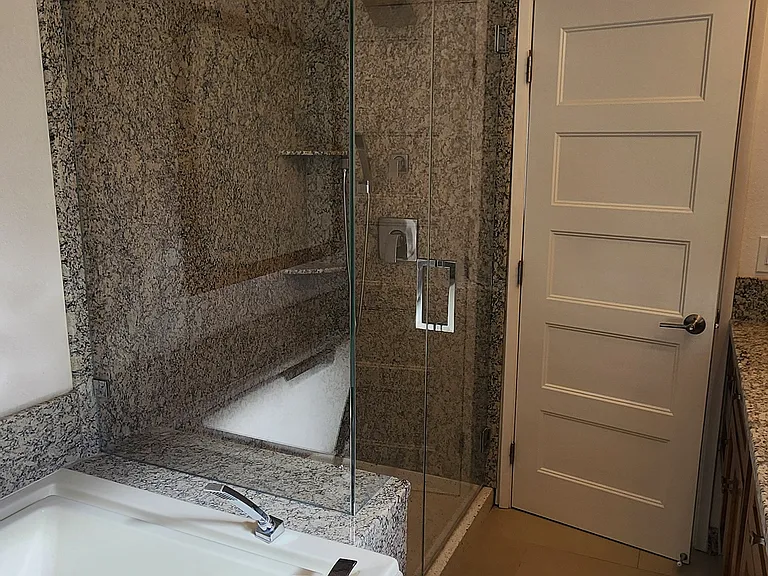 819 Monty Cir — Photo 31