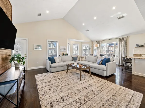 61 Saint Andrew Rd #2, East Boston, MA 02128