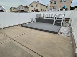 45 Regis Dr #1, Staten Island, NY 10314