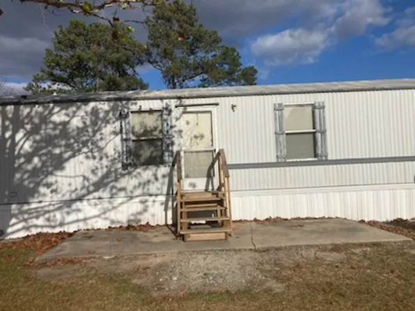156 Marvin Cir, Aberdeen, NC 28315