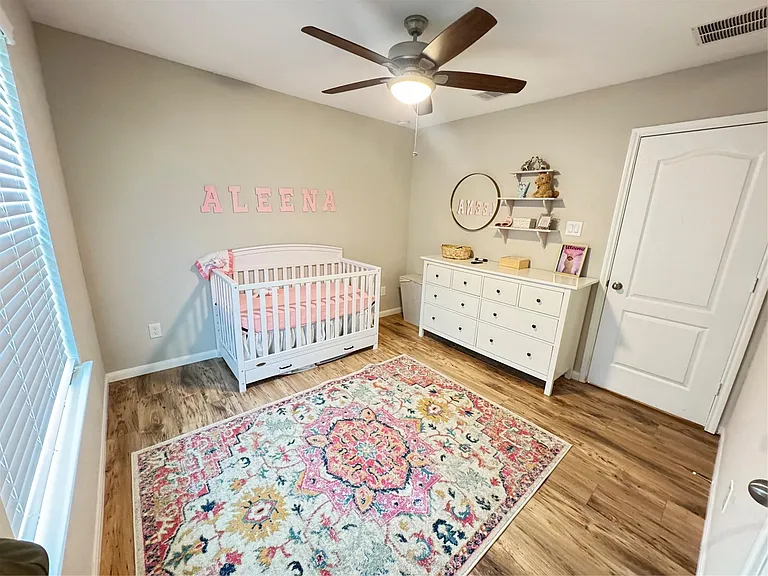 689 Forest Bend Ln — Photo 14