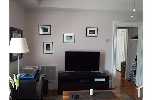 24 Maplewood St Photo 1