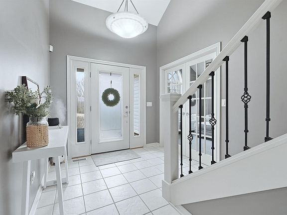 3rd image of 4516 Hollopeter Rd