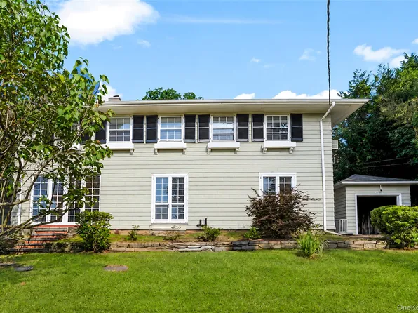 11 Wyndham Road, Scarsdale, NY 10583