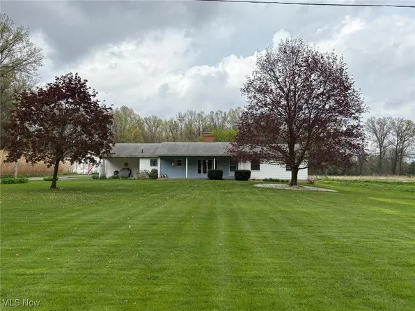 17900 Western Reserve Rd, North Benton, OH 44449