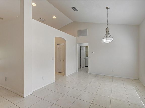 5th image of 3537 SW San Giorgio Street