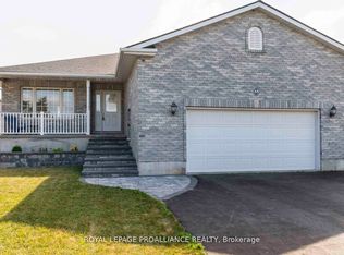 35 Forest Valley Dr, Quinte West, ON K0K 2C0