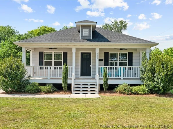 111 W D St, Erwin, NC 28339