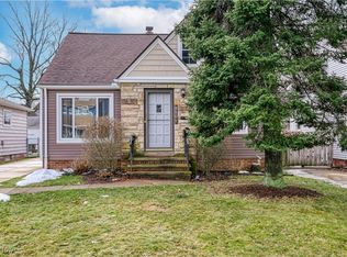 8501 Pinegrove Ave, Parma, OH