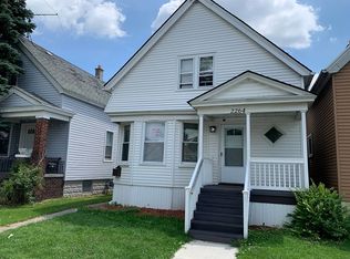 2264 Edwin St, Hamtramck, MI 48212