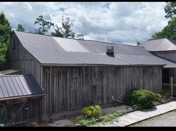 329 Wheeler Ln, Jamestown, TN 38556