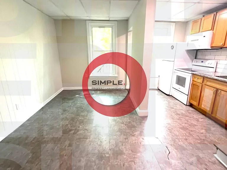 449 E High St #2R — Photo 1