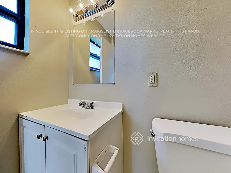 1032 Sunwood Ln — Photo 13