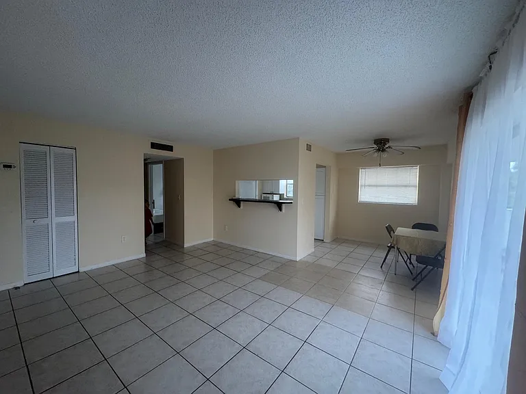 16508 NE 26th Ave #201 — Photo 6