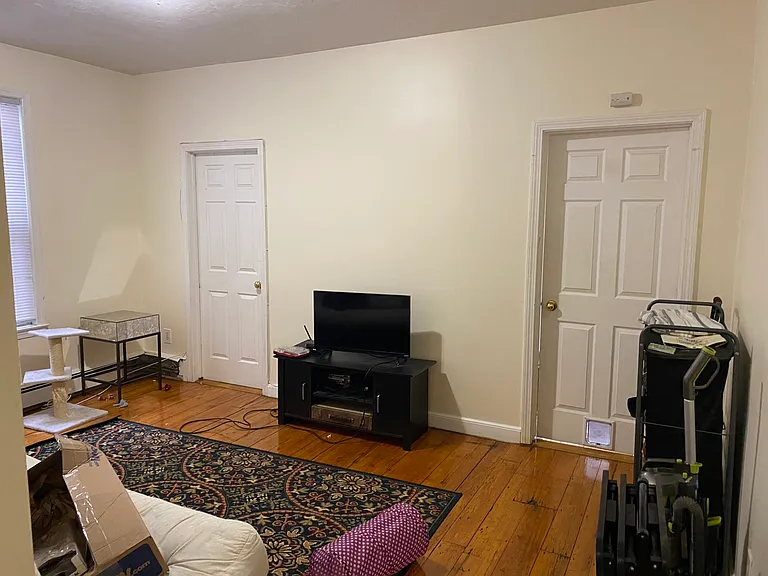 115 Hampshire St #1 — Photo 5