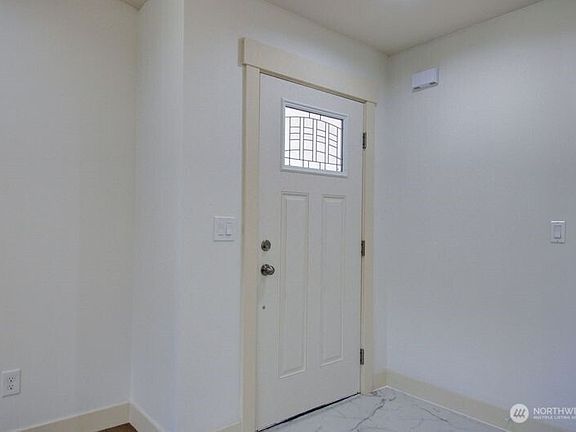 3rd image of 7911 Apache Drive