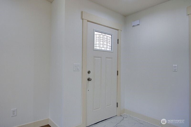3rd image of 7911 Apache Drive