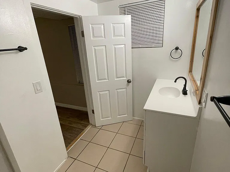 1380 Tioga Ave — Photo 23