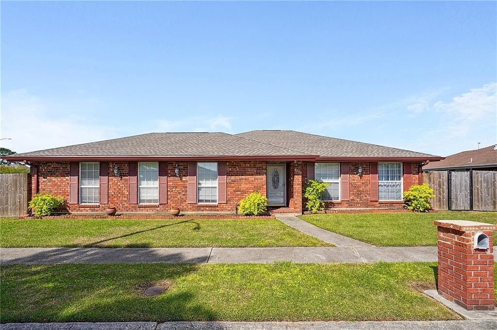 4900 Major Dr, New Orleans, LA 70128 | Zillow