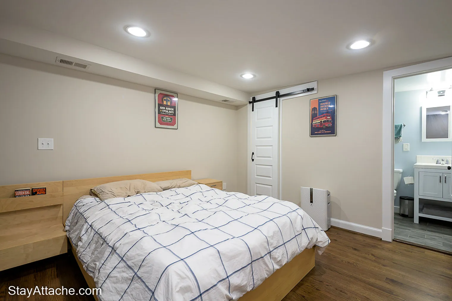 1 bed, 1.0 bath, 8180 sqft, $3,659 — Photo 3