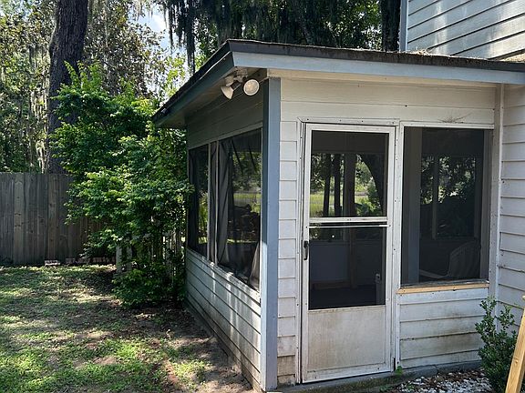 4th image of 1368 Cove Landing Dr