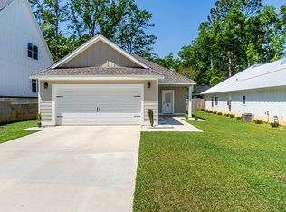 1066 Pinemont Dr, Mobile, AL 36609