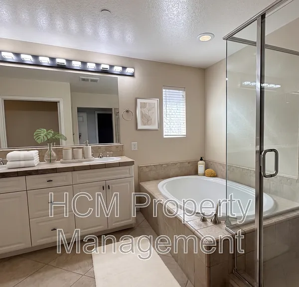 8043 E Loftwood Ln — Photo 32