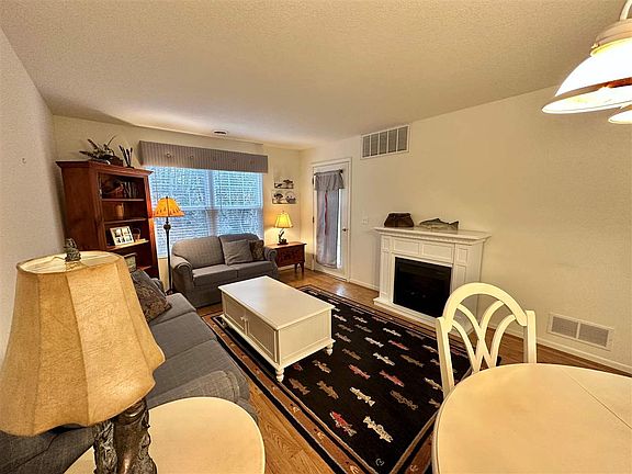5th image of 13435 Creekside Ln APT 1